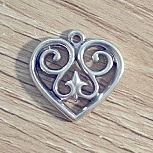 James Avery French Scroll Heart Charm (Retired)